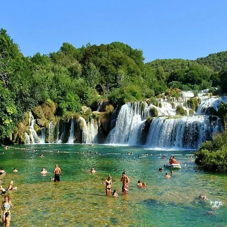 In Near Beaches Apartment Brodarica (Sibenik-Knin)